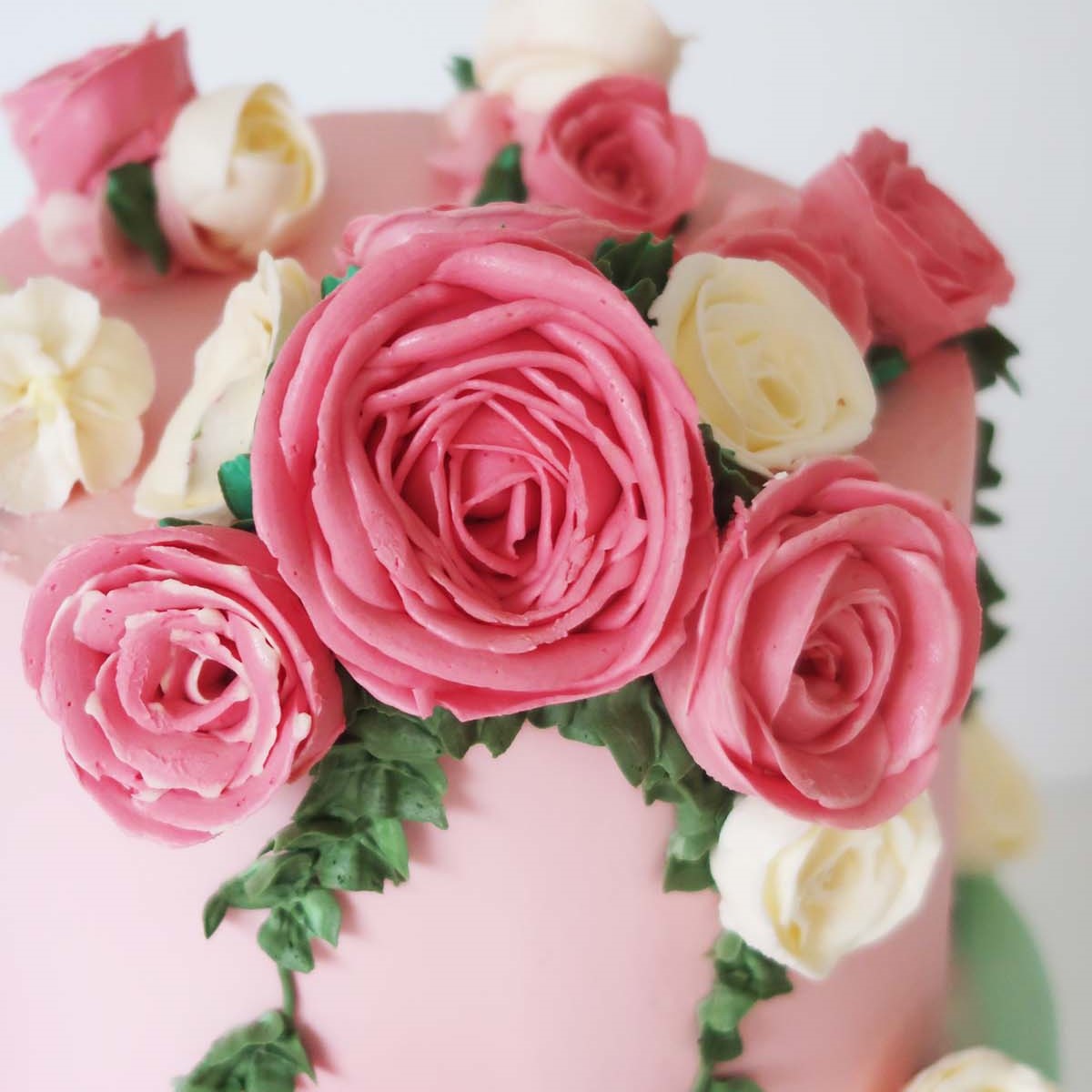 Best Buttercream Flower Wedding Cake feature image