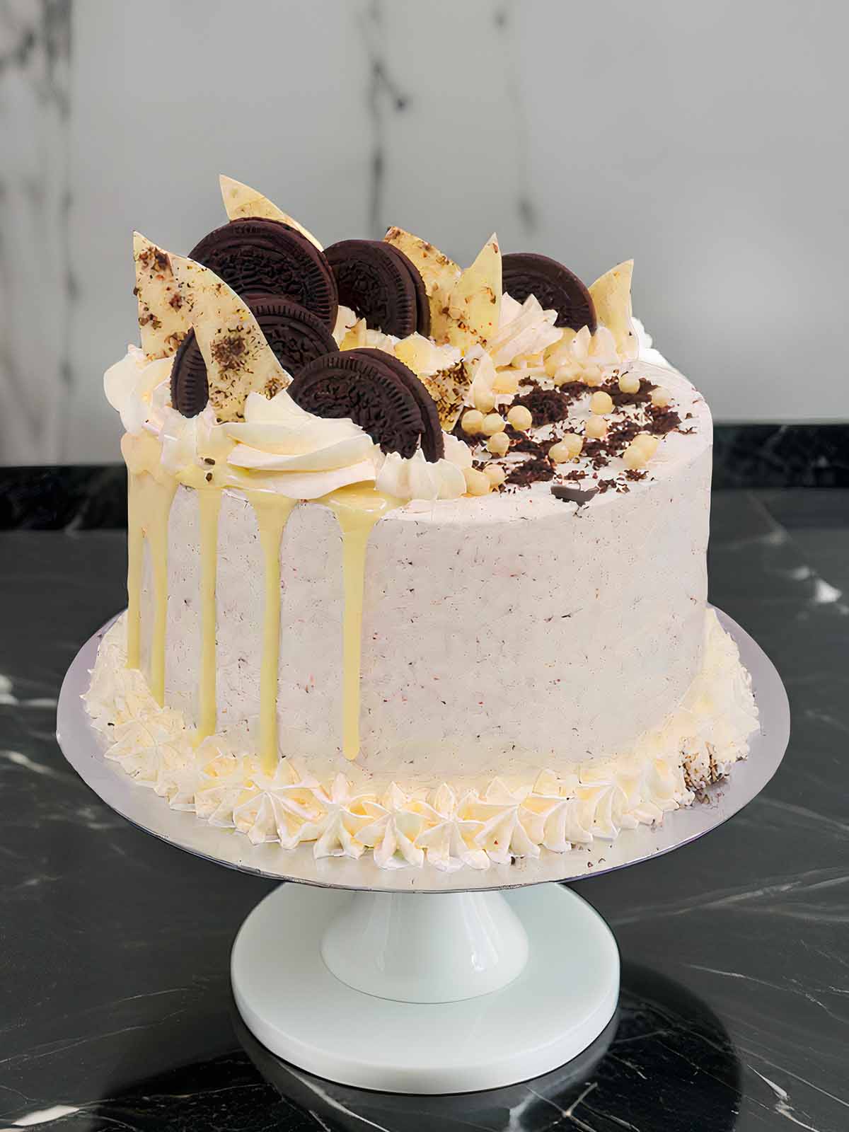 Cookies Cream Birthday Cake