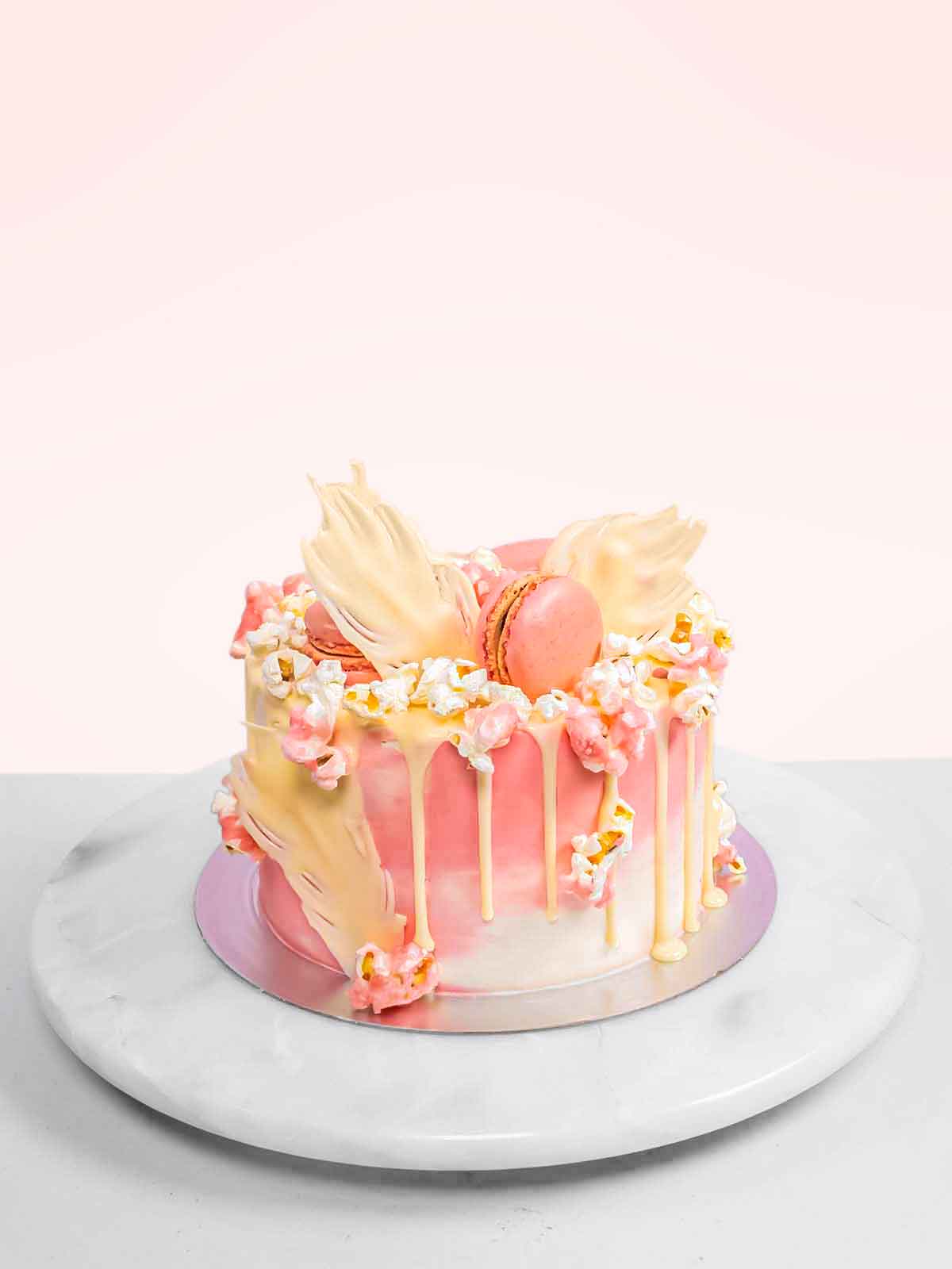 19 Writing styles ideas | cake writing, writing styles, cupcake cakes